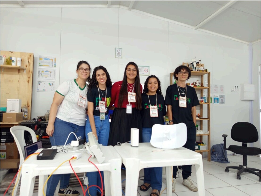 Equipe na oficina